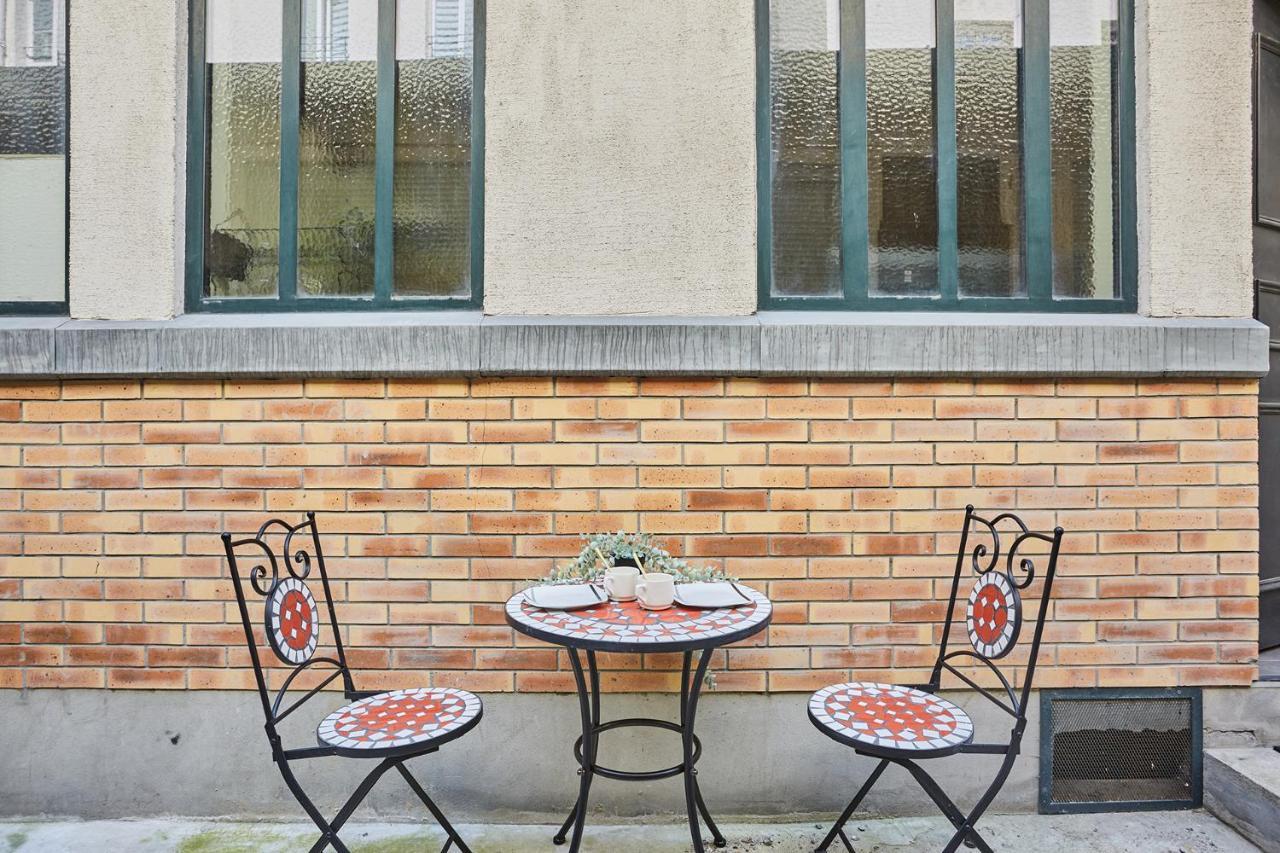 Apartment Center Of Paris By Studio Prestige Bagian luar foto