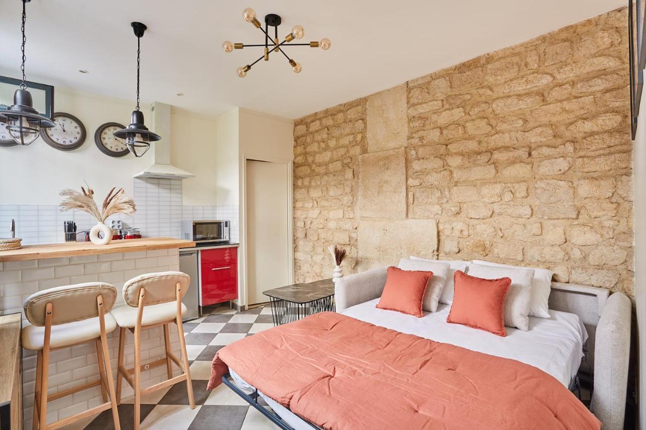 Apartment Center Of Paris By Studio Prestige Bagian luar foto